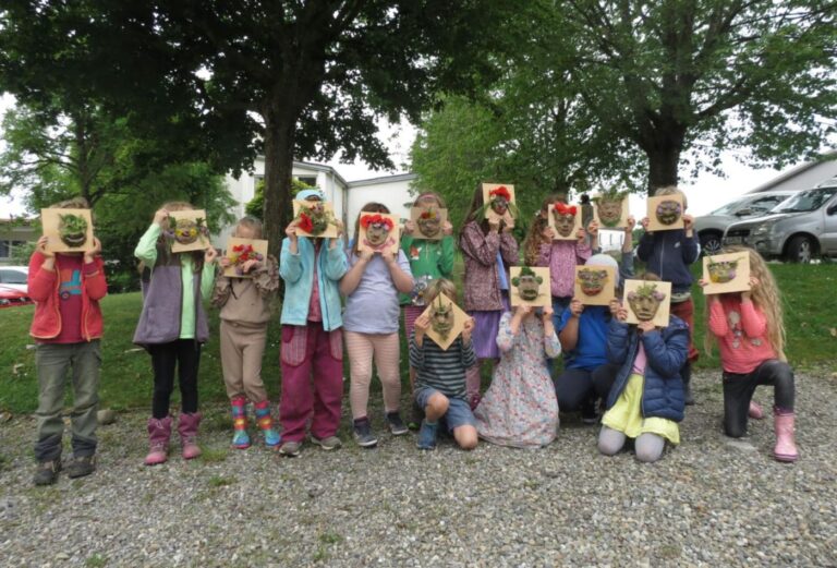 Maskenbau an der Freien Waldorfschule Burgweiler